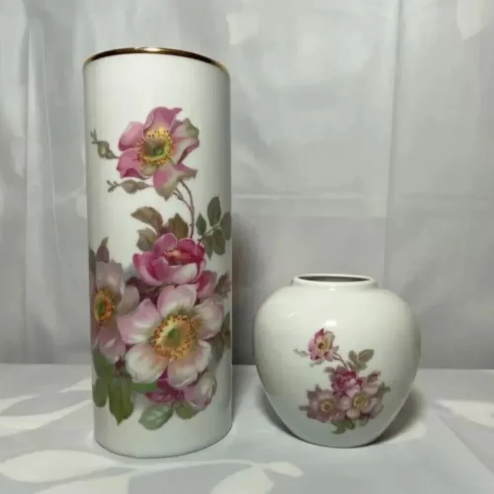 Gerold Porzellan Tettau Bavaria Painted Flower Vases Collectible 2 Piece Set Vtg